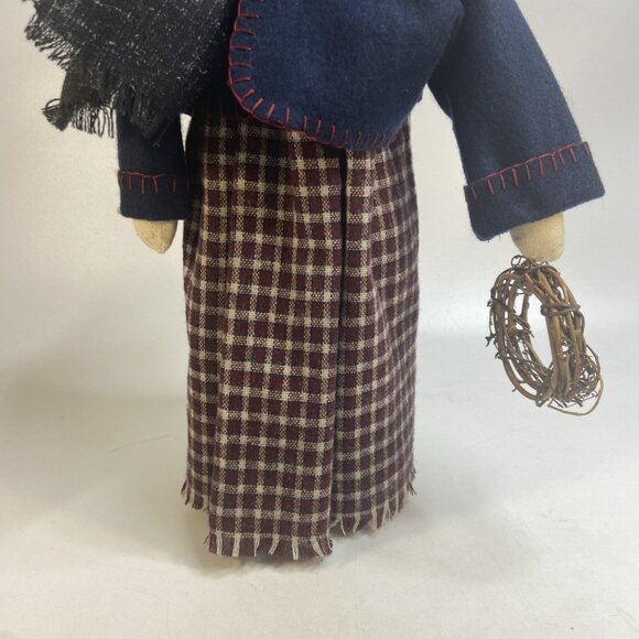 Lg Primitive Snowman Woman Fabric Folk Art Handcrafted Figure Winter Decor 19in - Picture 3 of 9